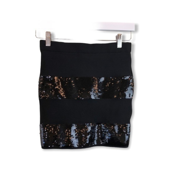 Guess Black Sequin Stripe Mini Skirt - Picture 5 of 7